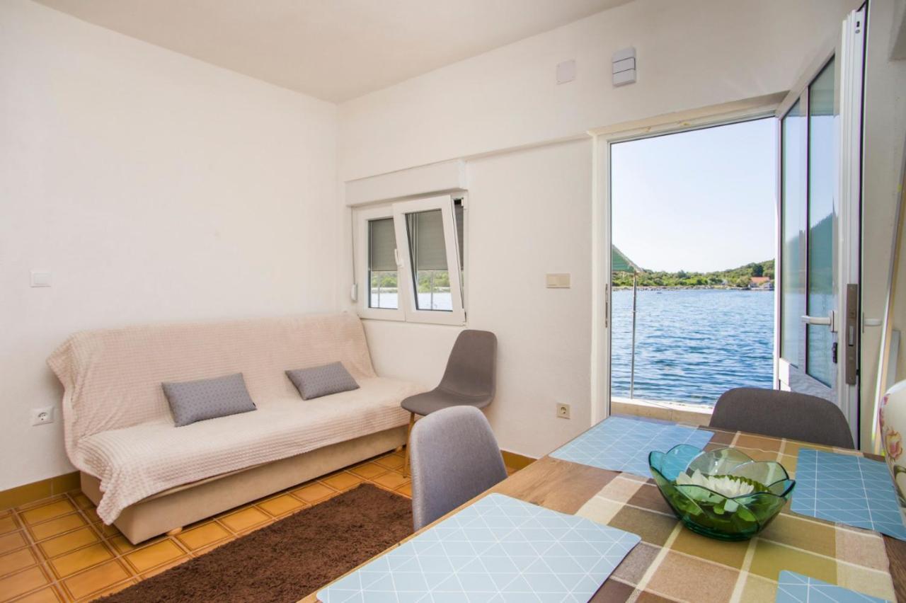Apartment Pascal Janjina Екстер'єр фото