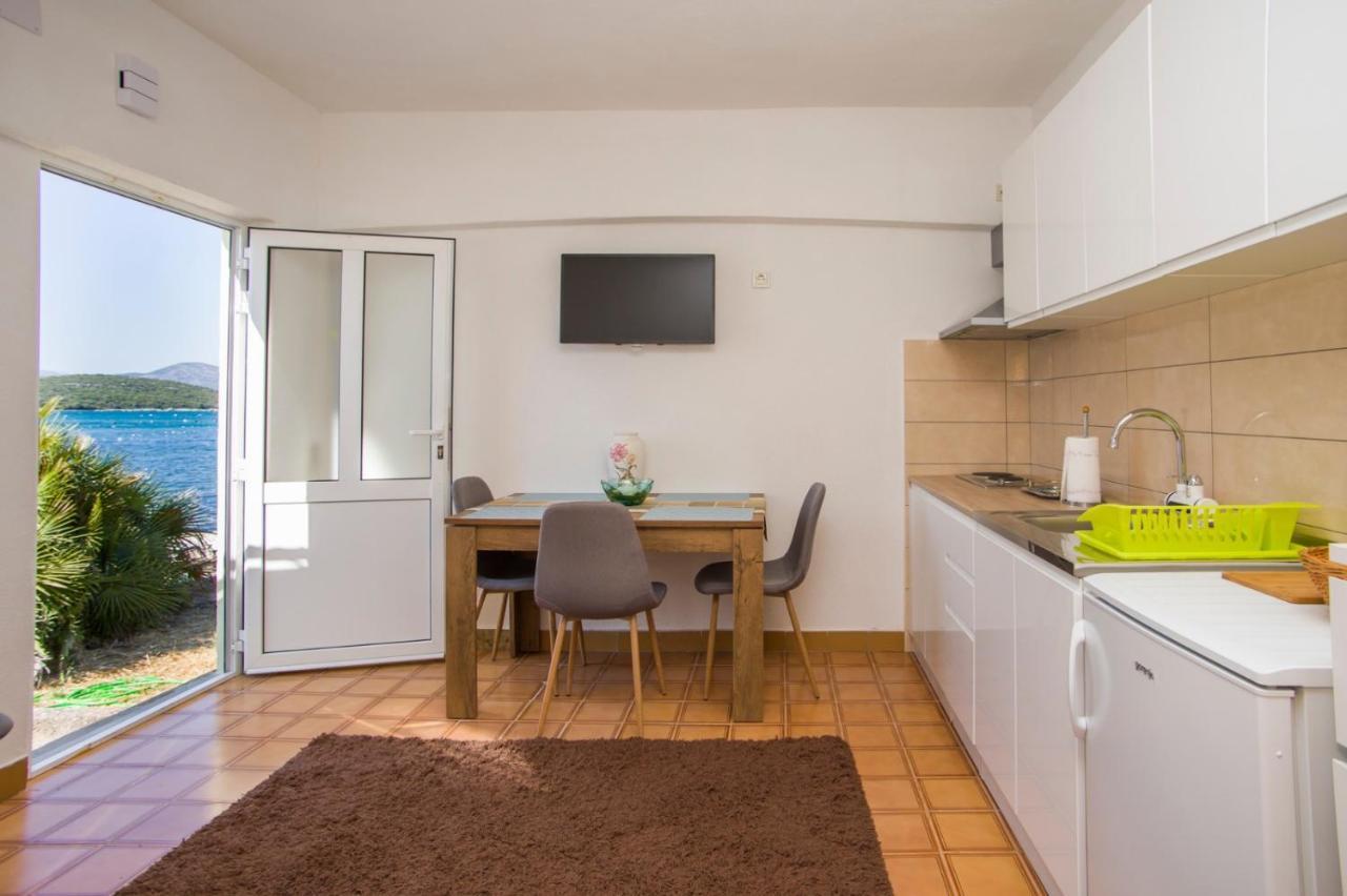 Apartment Pascal Janjina Екстер'єр фото